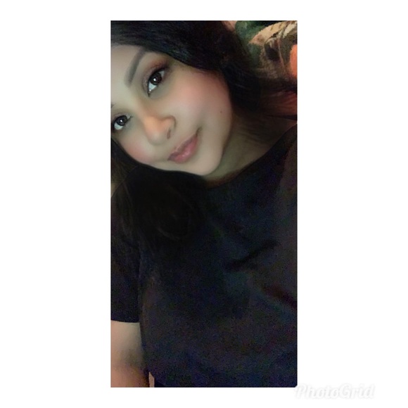 Meet your Posher, Catherine - Picture 1 of 1